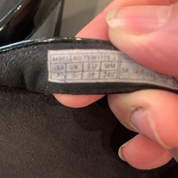 Vionic Black Patent Bella Sandals - Picture 7 of 9